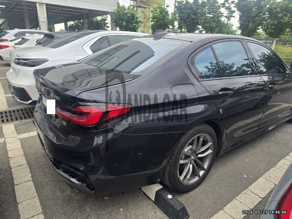 2018 BMW 530i xDrive, photograph 3
