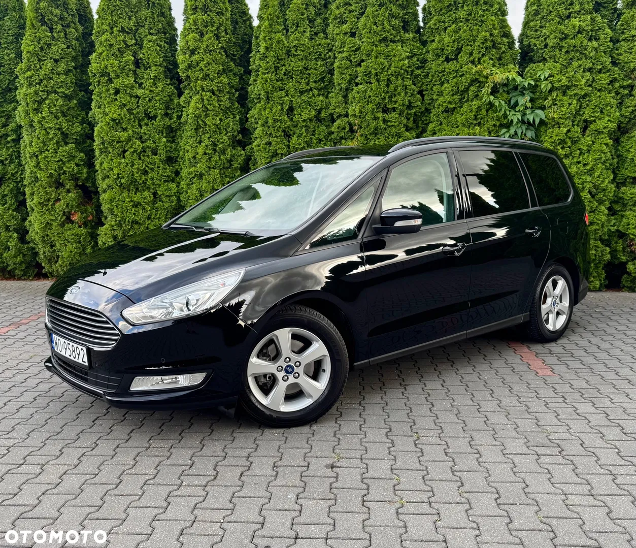 2015 Ford Galaxy 2.0 TDCi Trend, photograph 11