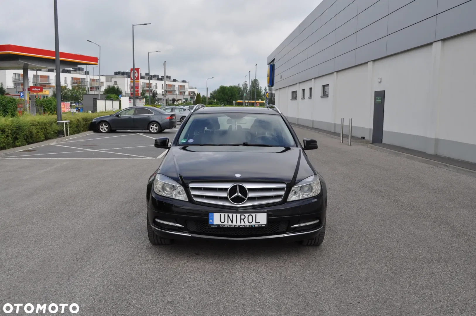 2011 Mercedes-Benz Klasa C 200 CGI Automatik BlueEFFICIENCY Avantgarde, photograph 3