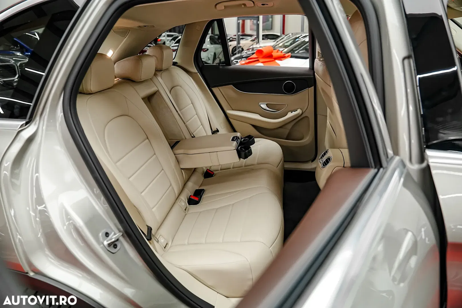 2022 Mercedes-Benz GLC 300 de 4Matic 9G-TRONIC Exclusive, photograph 10