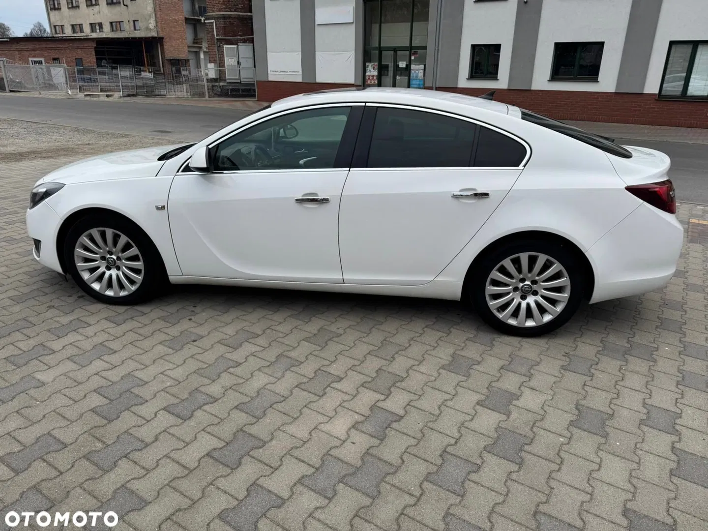 2014 Opel Insignia 2.0 CDTI EcoFLEX Start/Stop Sport, photograph 4