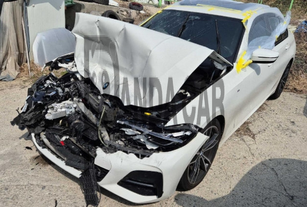 2019 BMW 330i M Sport Package, photograph 4