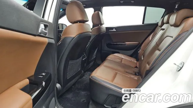 2020 Kia Sportage Diesel 2.0 2WD, photograph 9