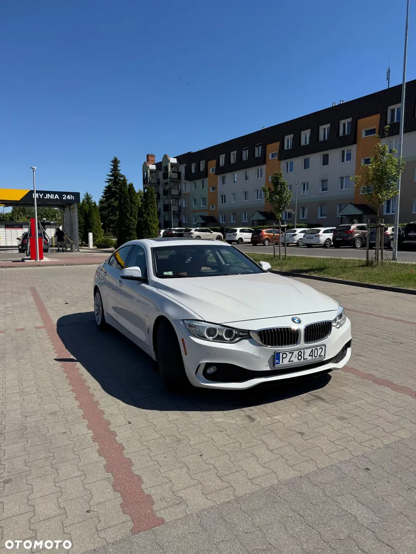 2015 BMW Seria 4 428i Sport-Aut Luxury Line, photograph 4
