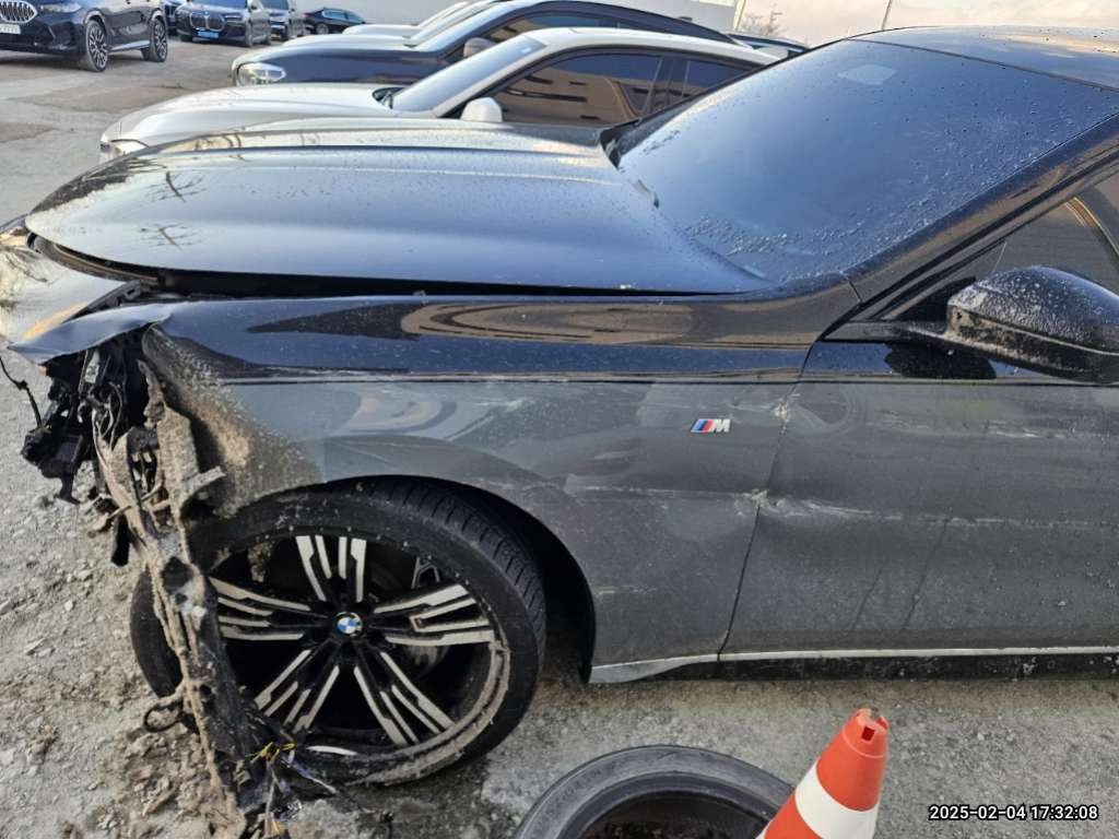 2023 BMW i7 xDrive60, photograph 5