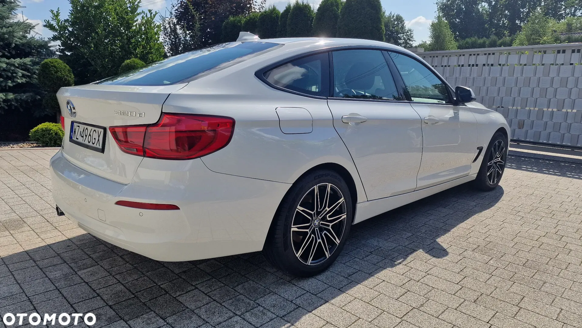 2018 BMW 3GT, photograph 3