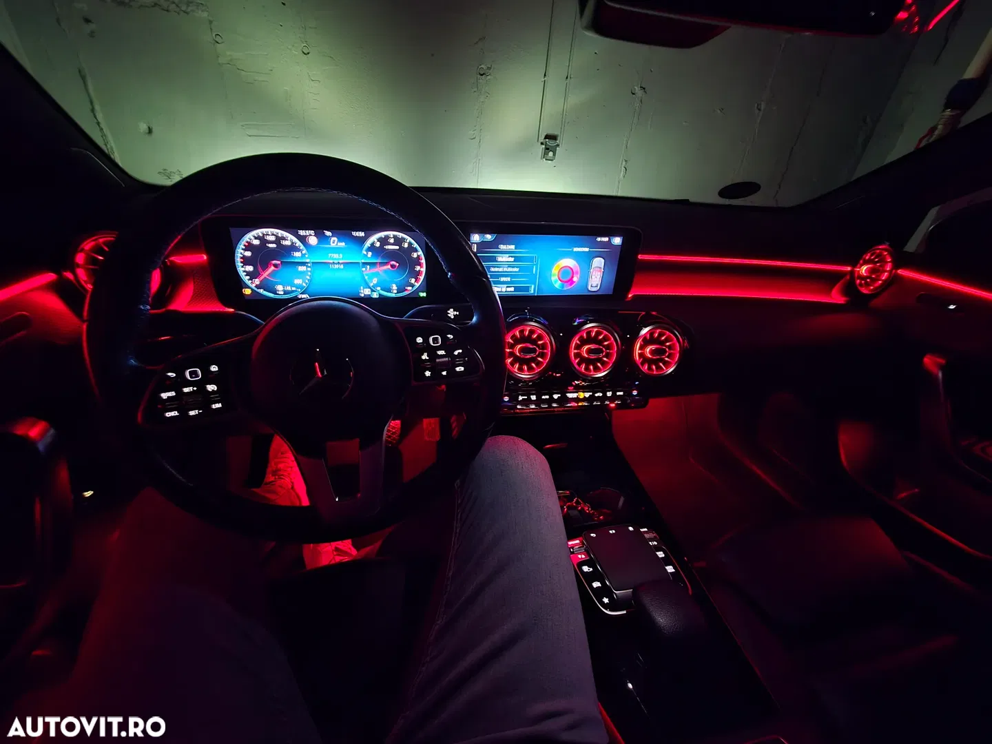 2020 Mercedes-Benz A 180 7G-DCT Edition 2020, photograph 7