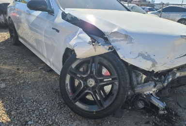2019 Mercedes-Benz Benz E350 4Matic, photograph 4