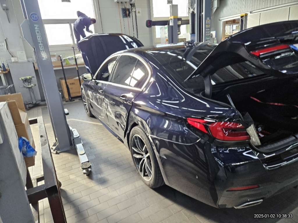 2023 BMW 520i, photograph 4