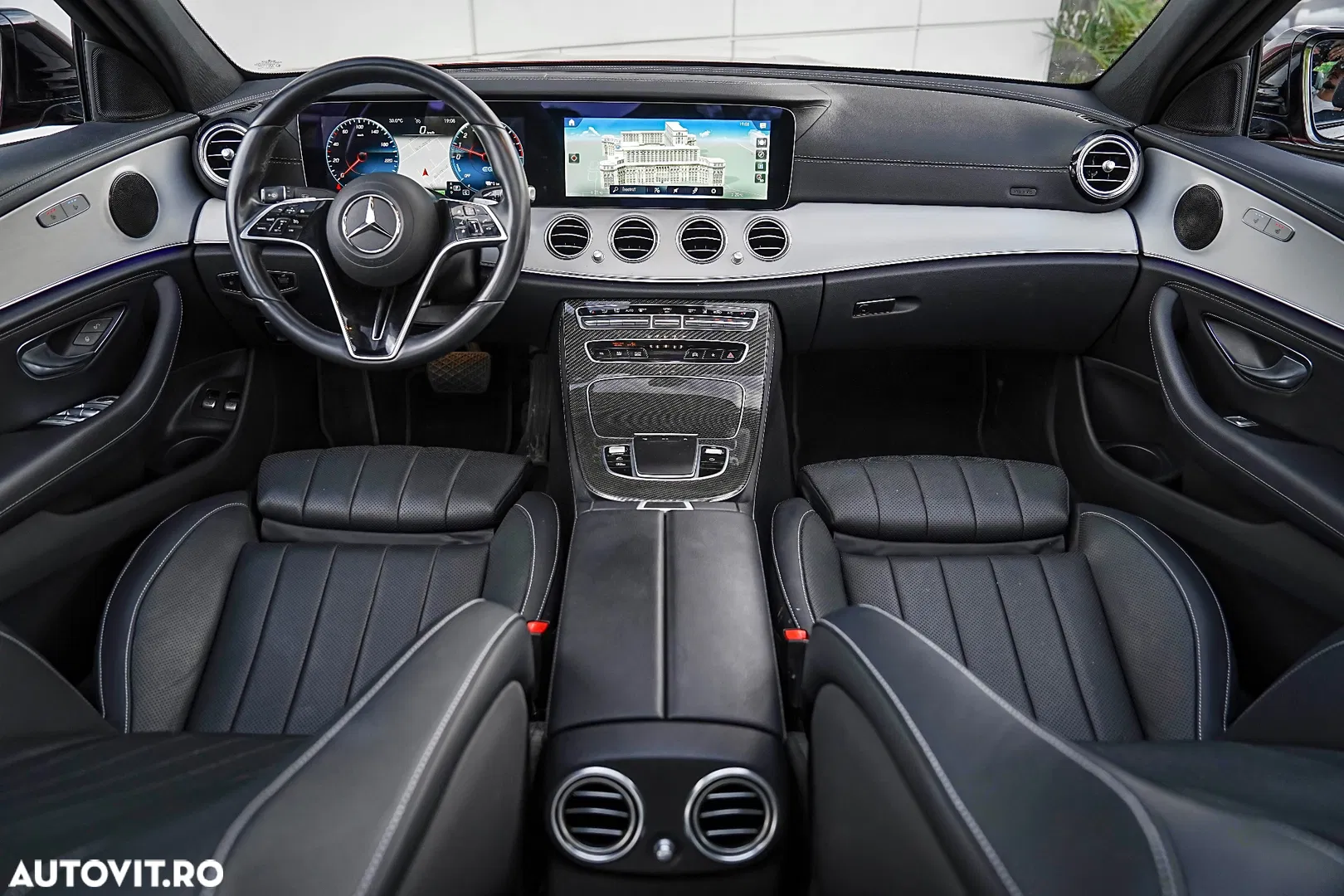 2022 Mercedes-Benz E 300e 4Matic 9G-TRONIC Edition AMG Line, photograph 8