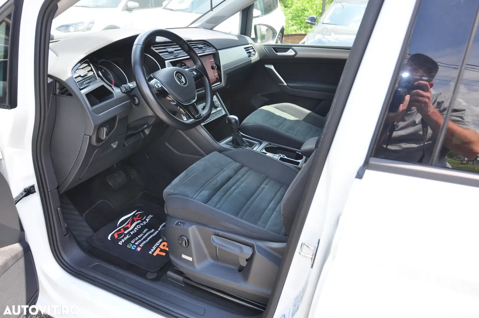 2022 Volkswagen Touran 2.0 TDI SCR (BlueMotion Technology) DSG Comfortline, photograph 6