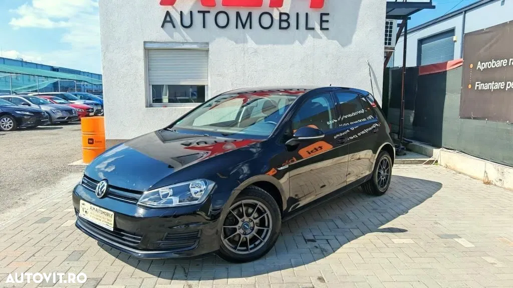 2014 Volkswagen Golf, photograph 3