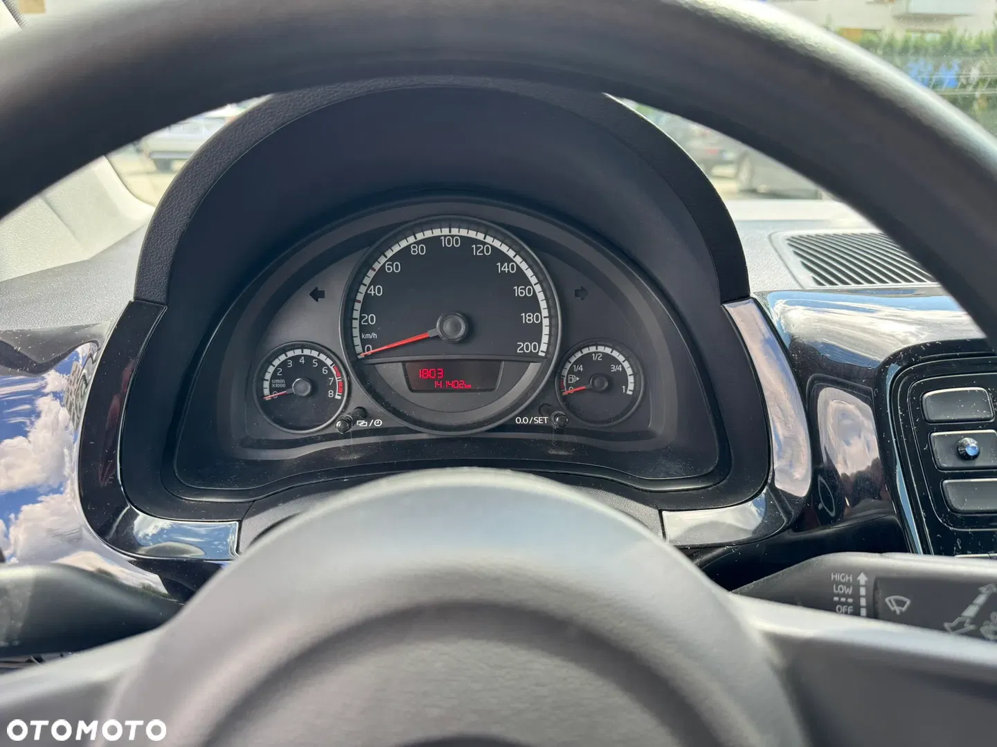 2015 Volkswagen up! 1.0 move EU6, photograph 11