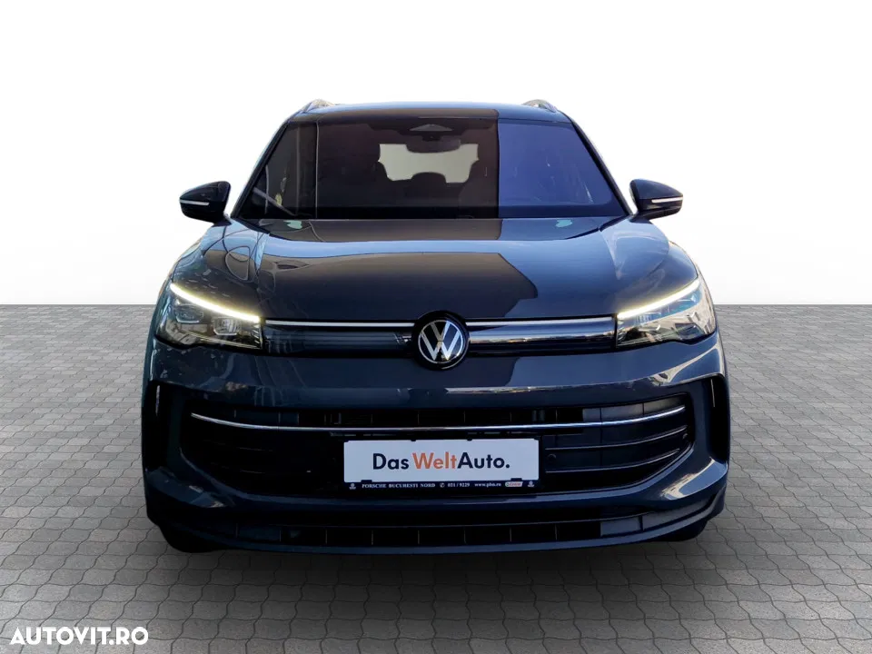 2025 Volkswagen Tiguan 1.5 TSI eHybrid DSG PHEV Life, photograph 4