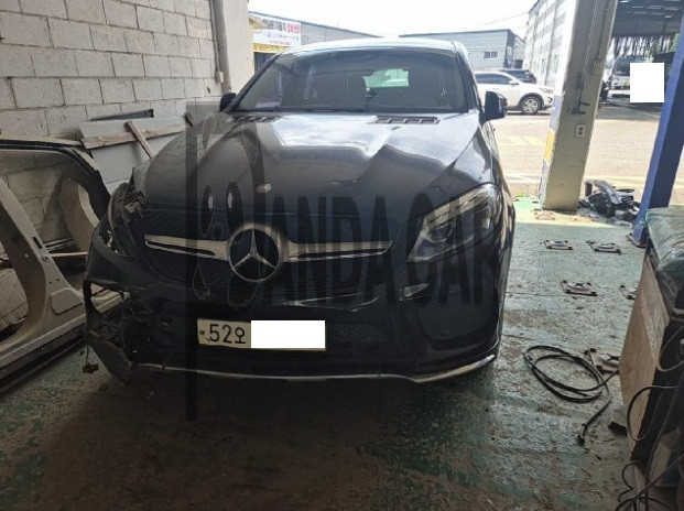 2017 Mercedes-Benz GLE350 d 4Matic Coupe, photograph 1