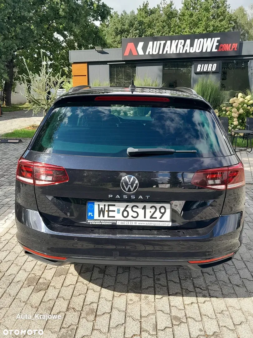 2022 Volkswagen Passat 2.0 TSI Business DSG, photograph 5