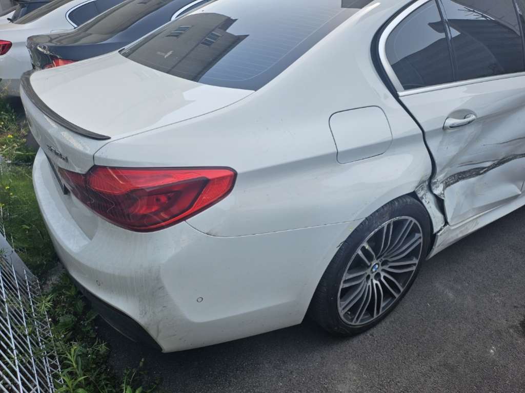 2018 BMW 530d, photograph 3