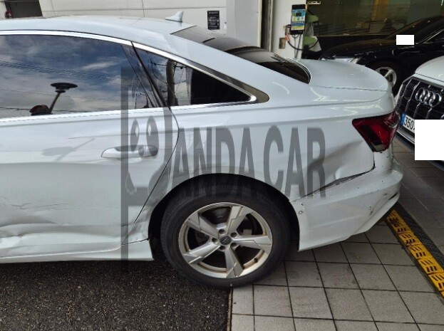 2020 Audi A6 40 TDI, photograph 2