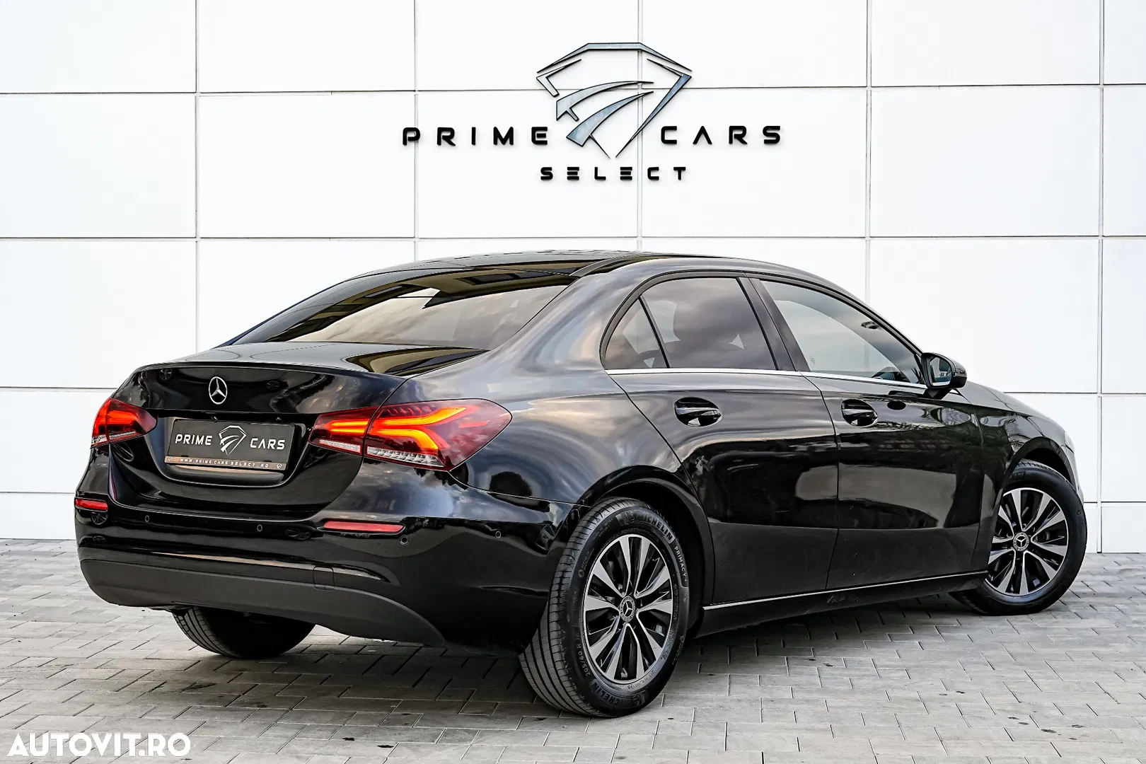 2022 Mercedes-Benz A 180 Sedan 7G-DCT Style, photograph 3