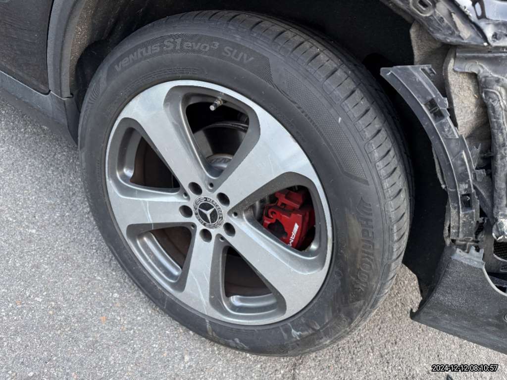 2017 Mercedes-Benz GLC220 d 4Matic, photograph 5