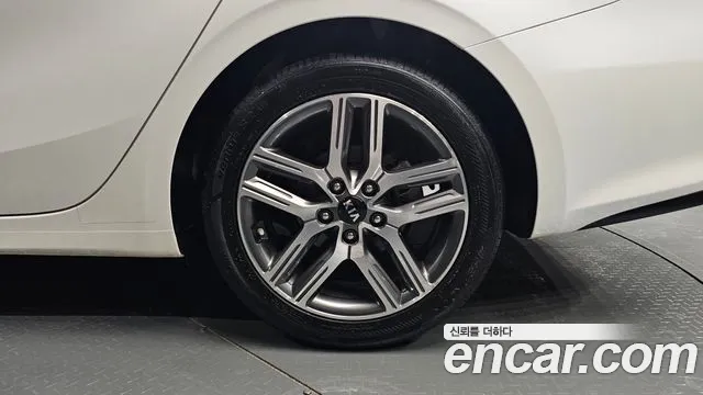 2019 Kia K3 Luxury, photograph 7