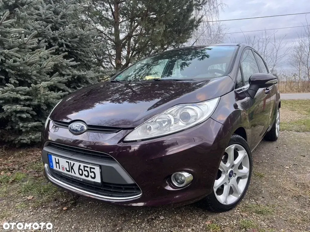 2010 Ford Fiesta, photograph 3