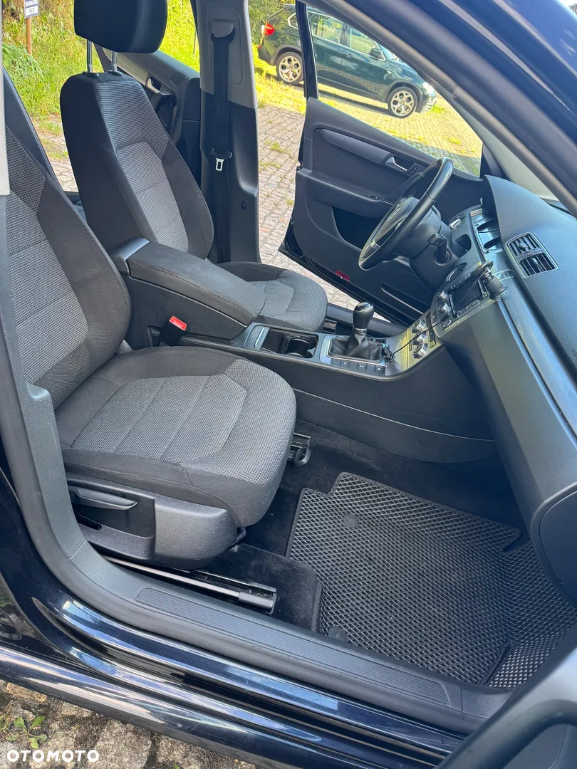 2014 Volkswagen Passat 1.4 TSI BMT Highline, photograph 8