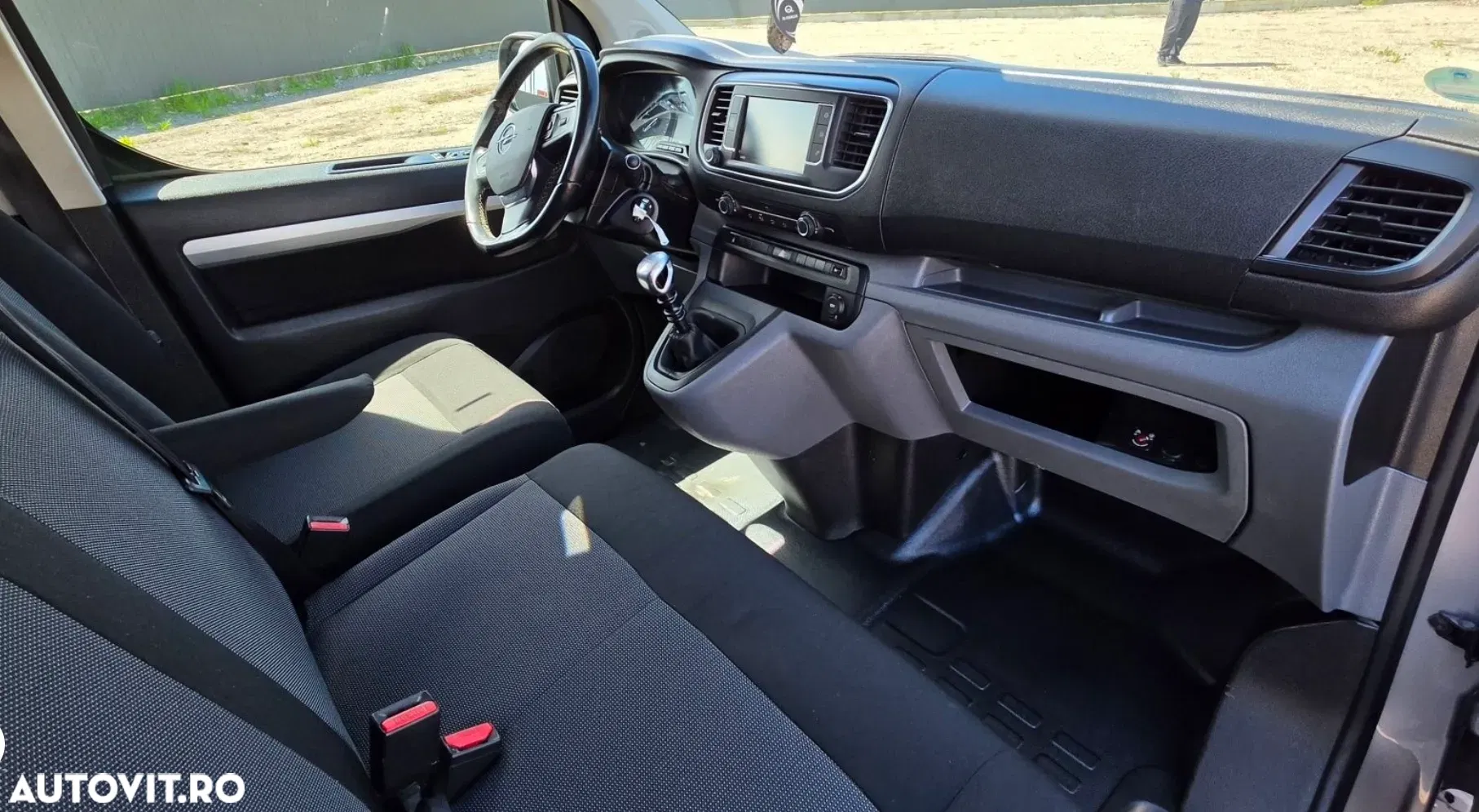 2020 Opel Vivaro 2.0 CDTI 150CP Combi L2H1 (L) Standard, photograph 6