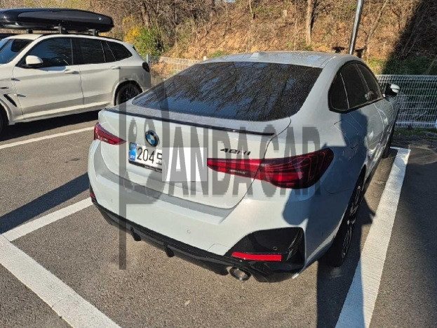 2025 BMW 420i Gran Coupe, photograph 2