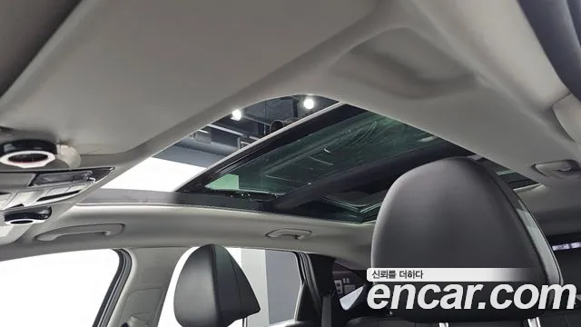 Hyundai Tucson Diesel 2.0 2WD — photo 1 of 35