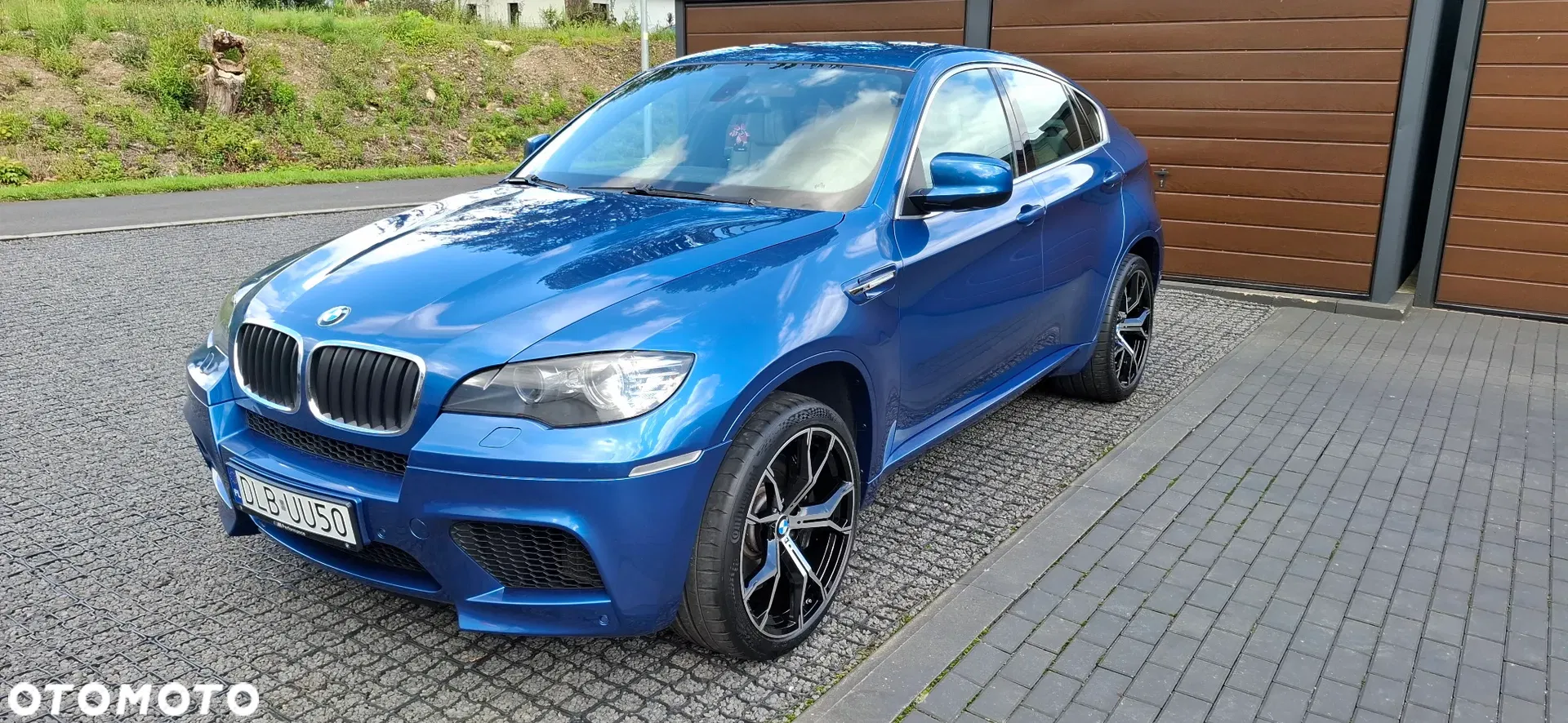 2010 BMW X6M, photograph 2