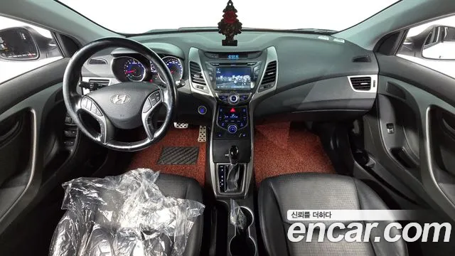 2013 Hyundai AVANTE 1.6 GDi Modern, photograph 2