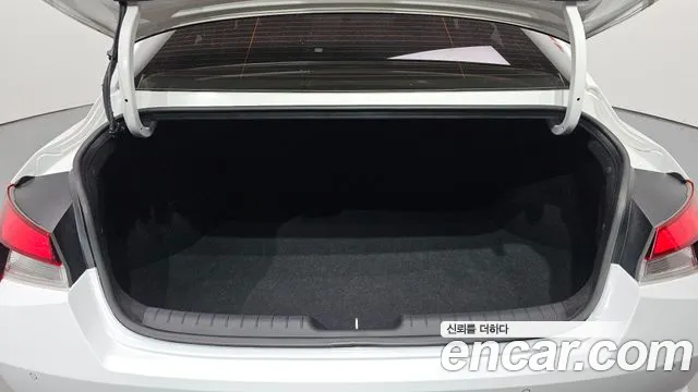 2020 Hyundai AVANTE 1.6, photograph 11