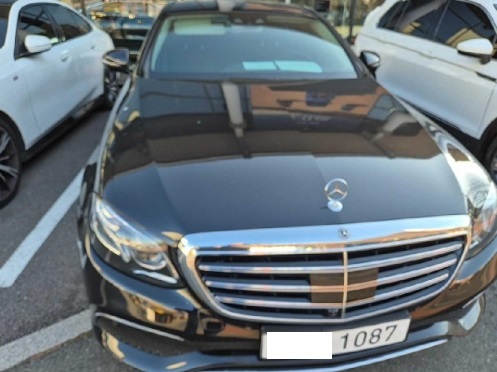 2018 Mercedes-Benz E400 4Matic, photograph 4