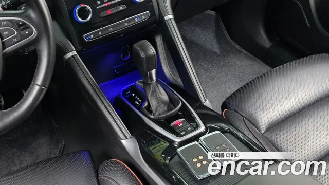 Renault-KoreaSamsung QM6 2.0 LPe Premiere 2WD — photo 1 of 30