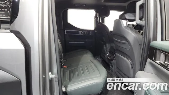 2025 Kia Tasman 2.5T Gasoline 4WD, photograph 1