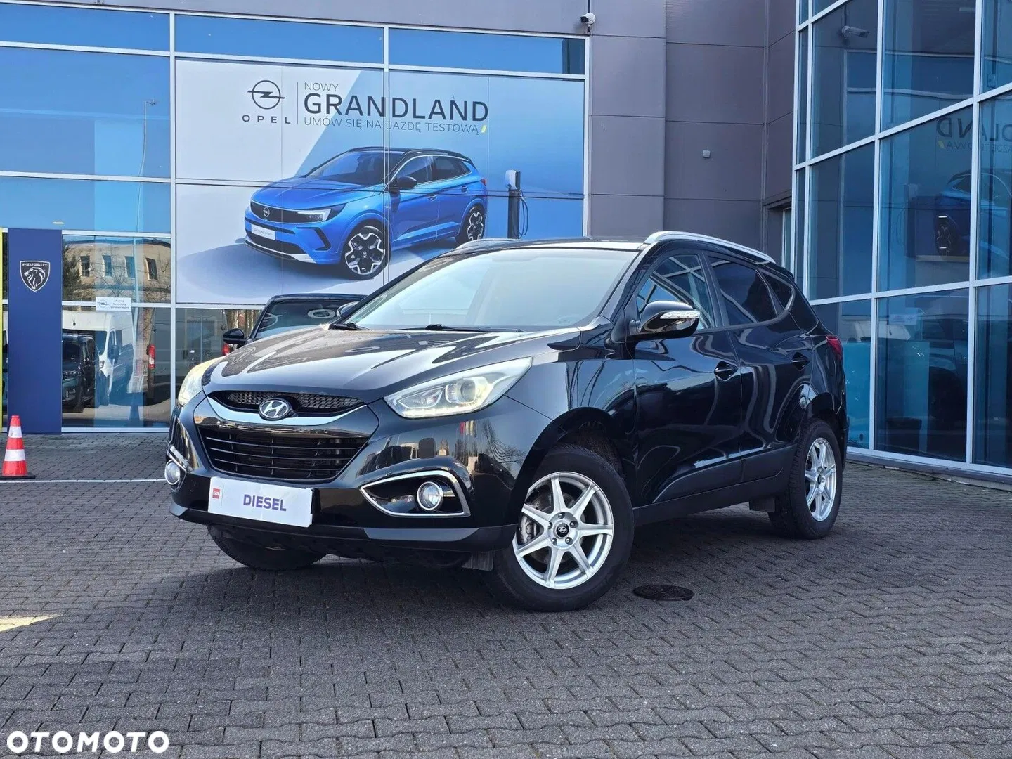 2013 Hyundai ix35 1.7 CRDi Comfort 2WD, photograph 2