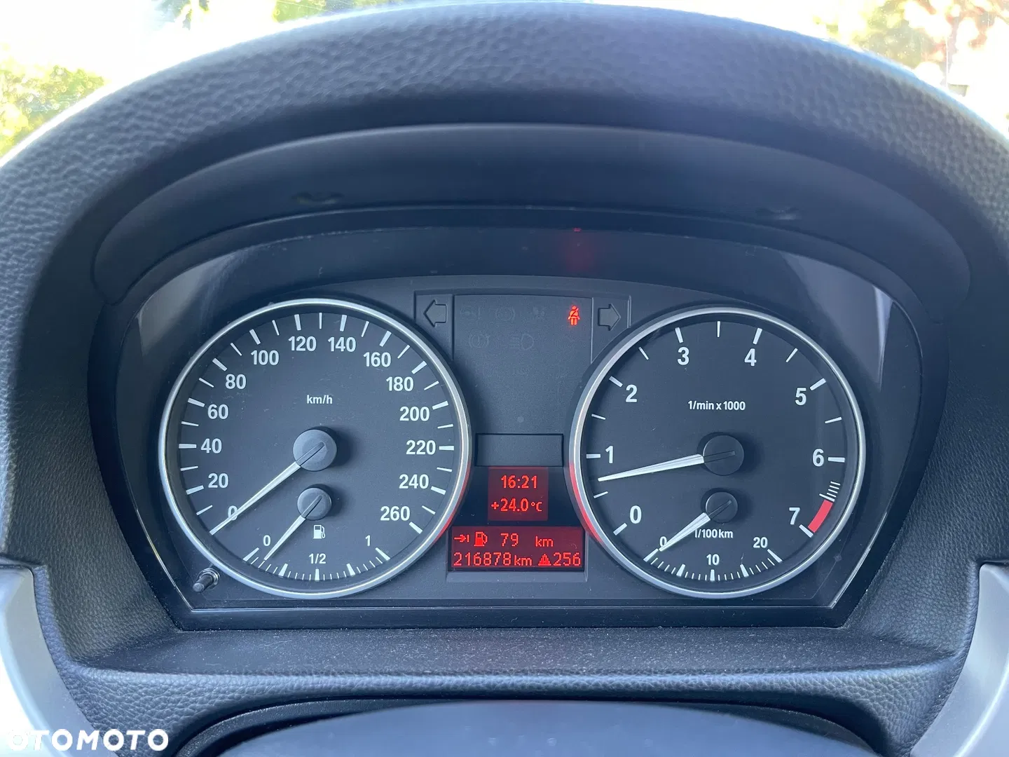 2006 BMW Seria 3, photograph 12
