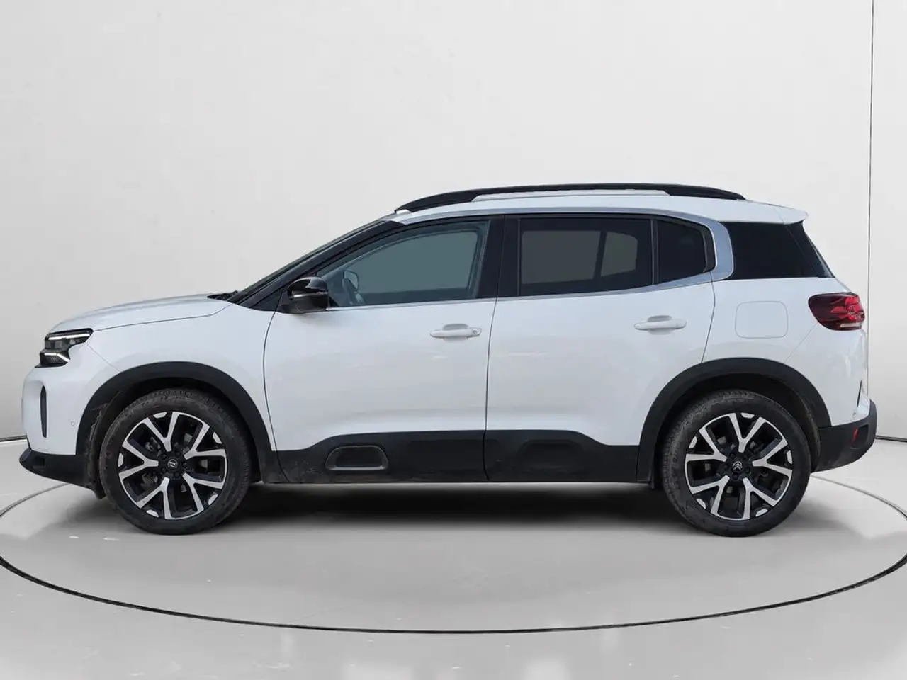 2023 Citroen C5 Aircross BlueHDi S&S Shine Pack EAT8 130, photograph 6