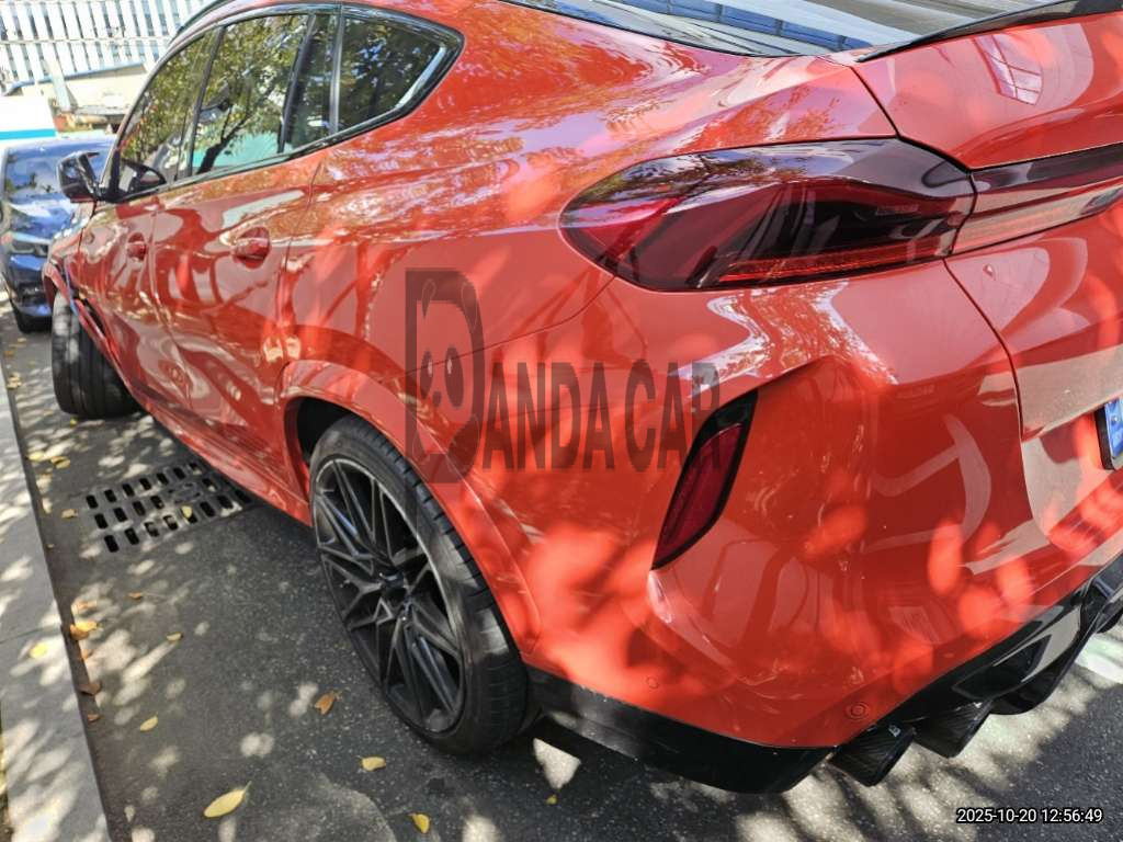 2021 BMW X6 M Competition, photograph 4