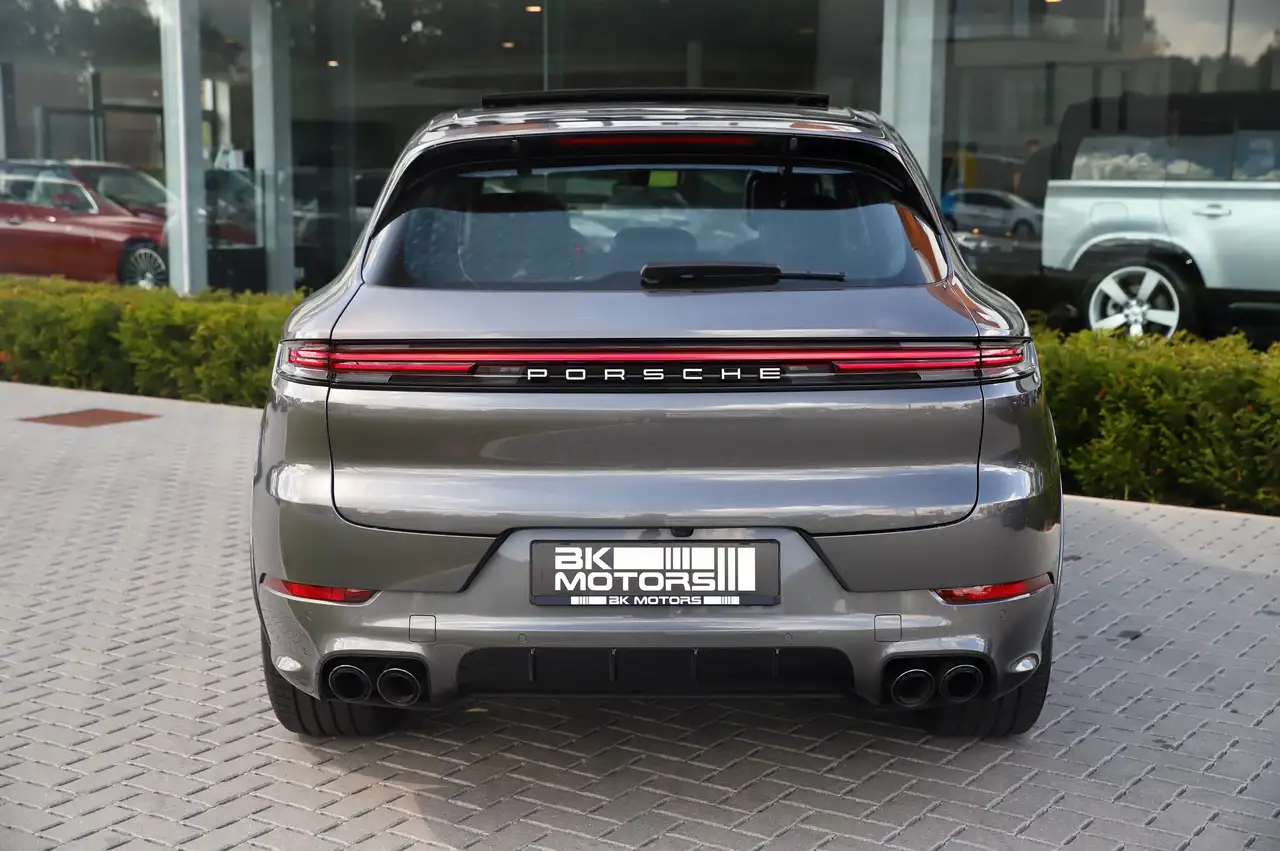 2023 Porsche Cayenne 3.0 Turbo V6 - Pano - 360 - PDLS - Air Suspension - ACC - Ambiant - ..., photograph 11