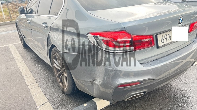 2018 BMW 530i, photograph 2