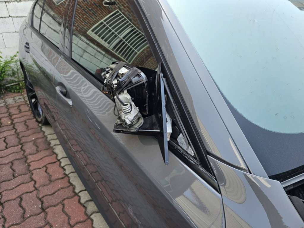 2022 BMW 523d, photograph 4