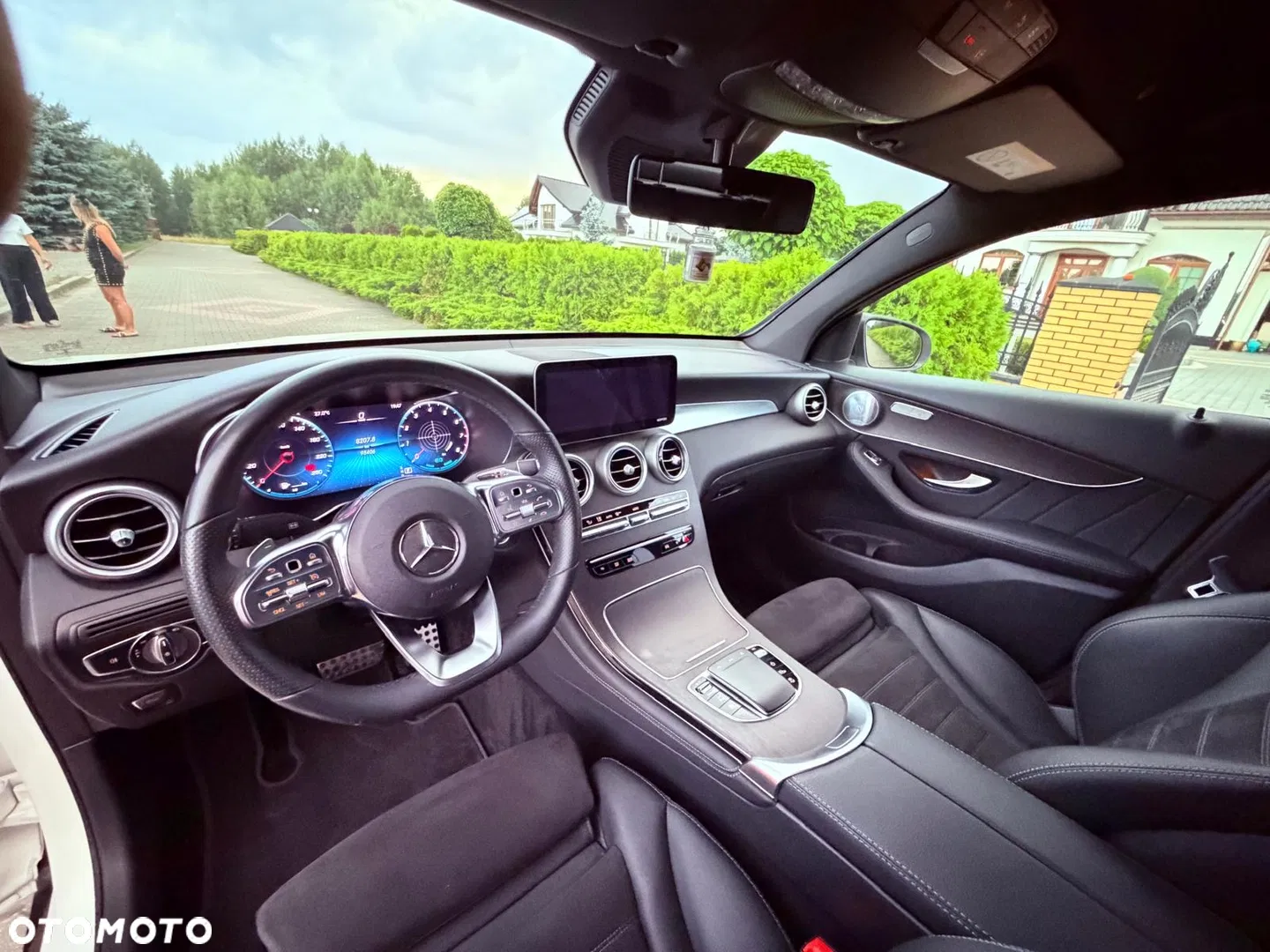 2020 Mercedes-Benz GLC, photograph 10