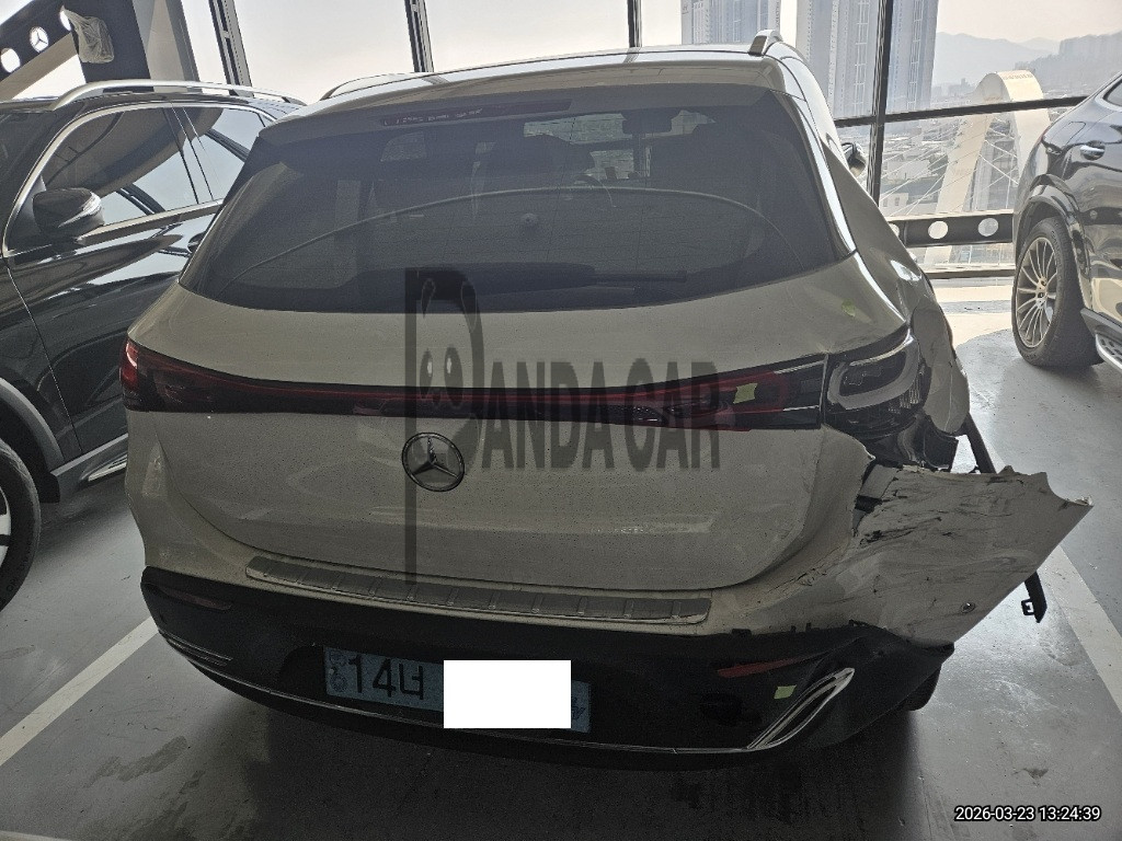2022 Mercedes-Benz EQA250, photograph 4