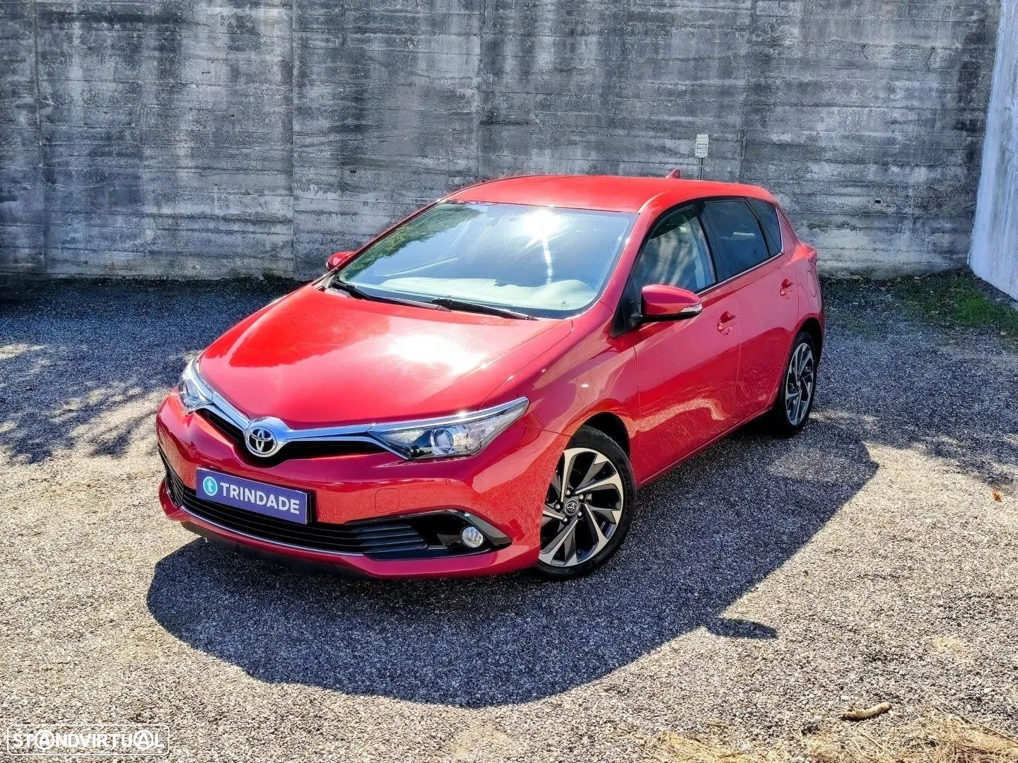 2015 Toyota Auris 1.2T Exclusive, photograph 1