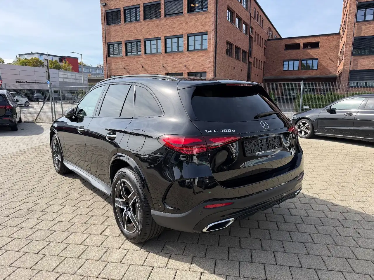 2023 Mercedes-Benz GLC 300 e 4Matic*AMG*Night*AHK*Memory*Burm*360°, photograph 8
