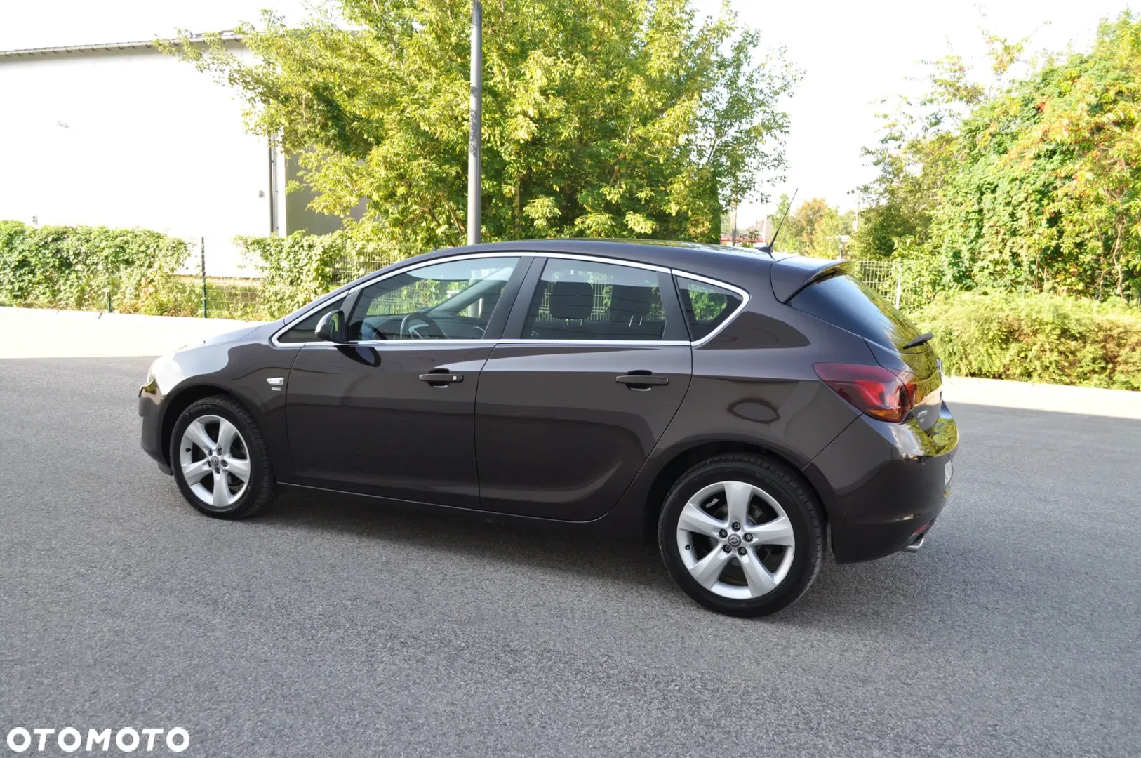 2011 Opel Astra 1.4 Turbo, photograph 10