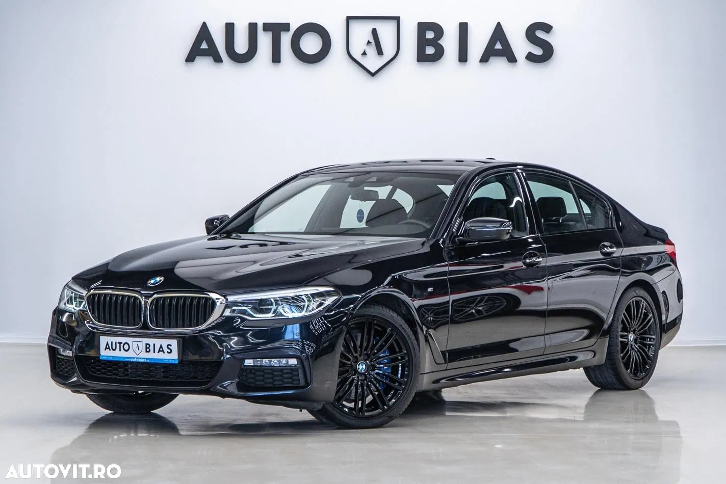 BMW Seria 5 530i xDrive Aut. M Sport Edition — photo 1 of 40