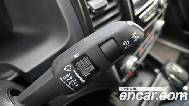 KG_Mobility_Ssangyong Rexton Diesel 2.2 4WD — photo 1 of 20